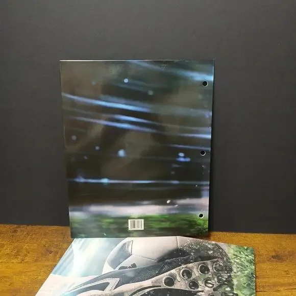 Lot of 9 Soccer Themed 3 Ring Binder Folders, 9x11.5" - Picture 4 of 4